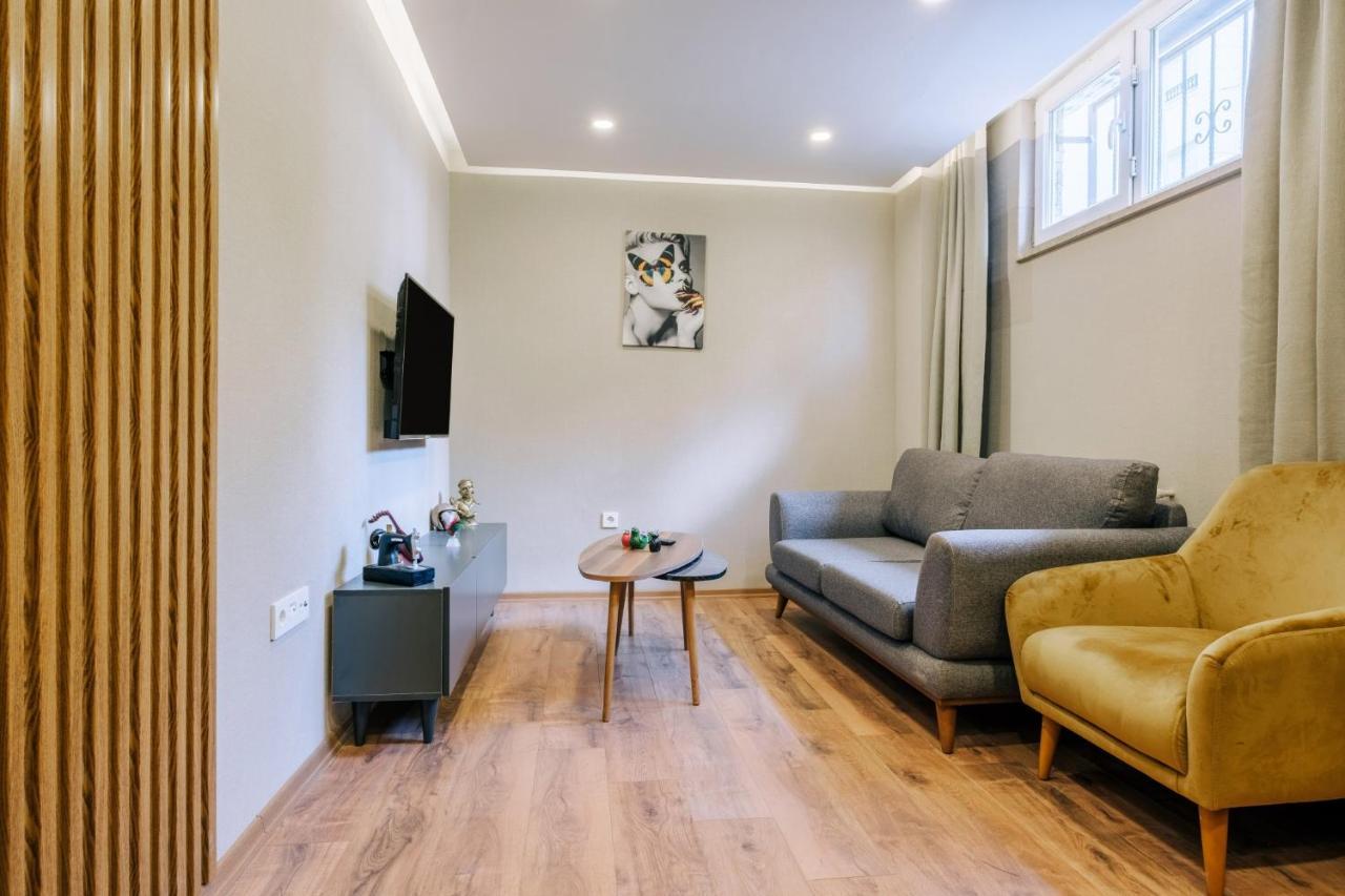 Flat W * İstanbul
